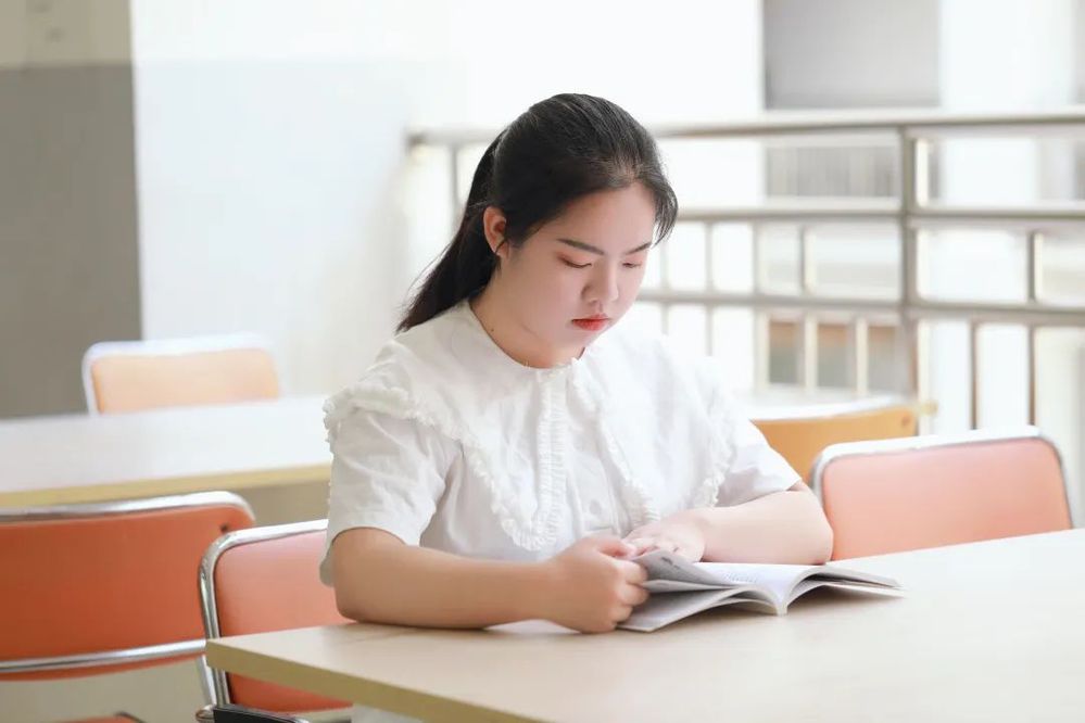人物3
