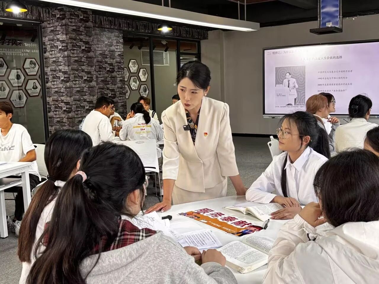2026世界杯足球官网两项成果入选云南省思政教育一体化建设拟入选名单