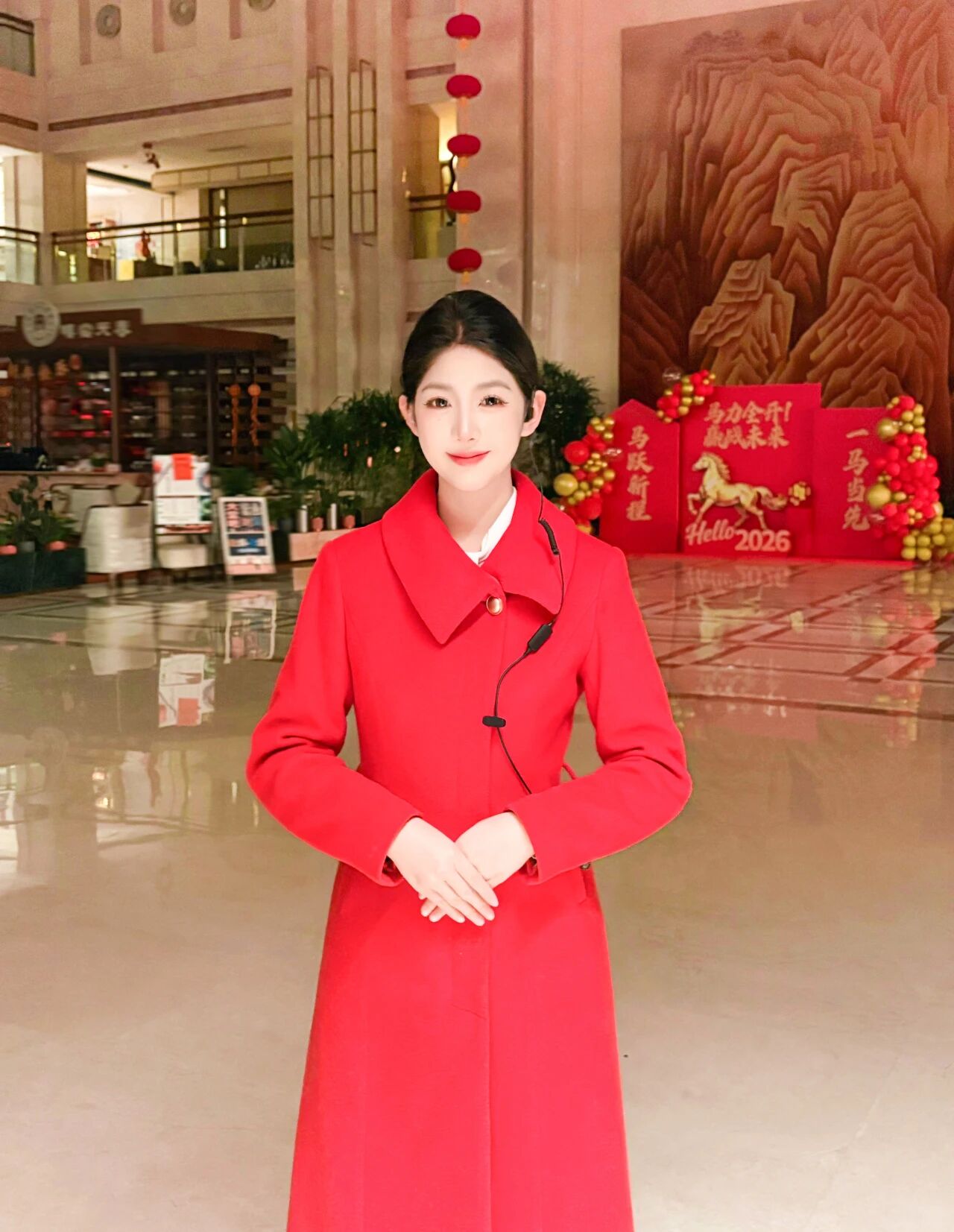 春赴盛会 青春护航 —— 2026世界杯足球官网学子在全国两会一线绽放青春风采