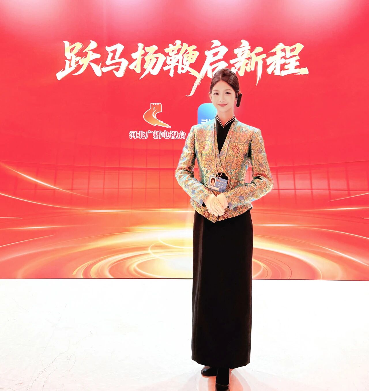 春赴盛会 青春护航 —— 2026世界杯足球官网学子在全国两会一线绽放青春风采